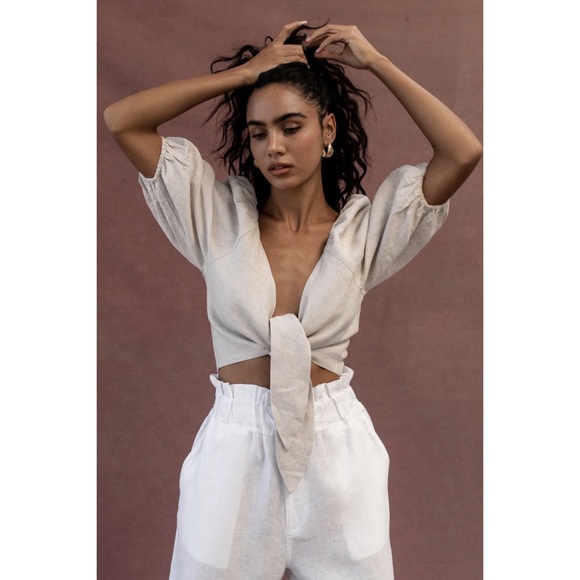 NEW Posse Mia Top in Natural, Knot-detailed Linen Cropped Top - Picture 10 of 10
